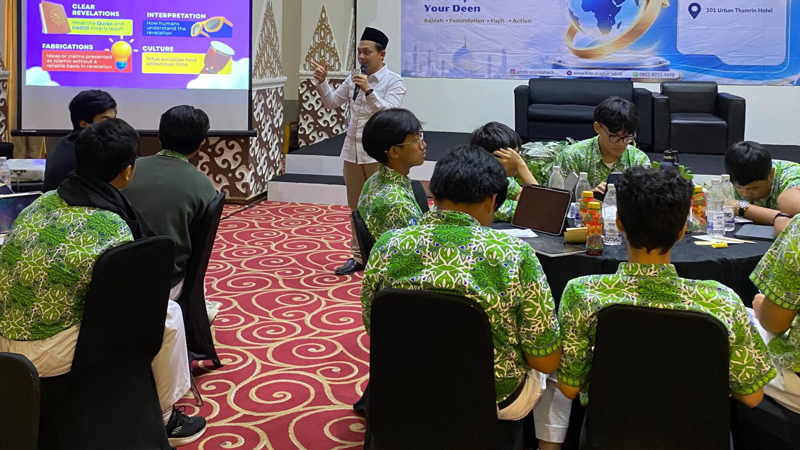 Les mengaji privat menggunakan buku Alifun